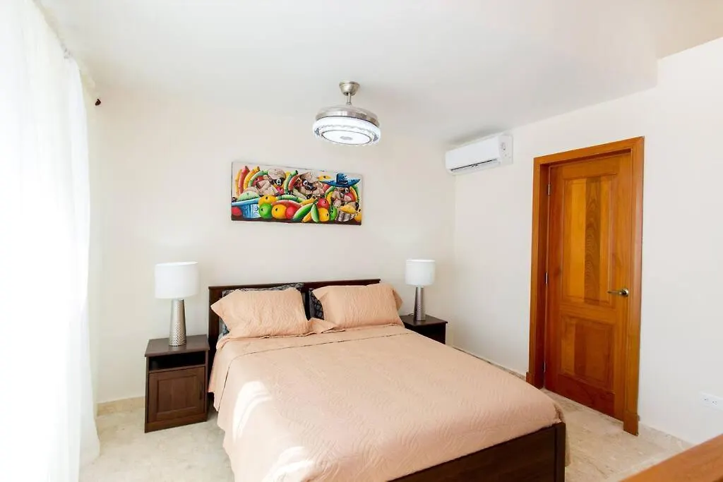 Ocean Views & Private Beach! Luxury 4Bdr Getaway Punta Cana Apartman