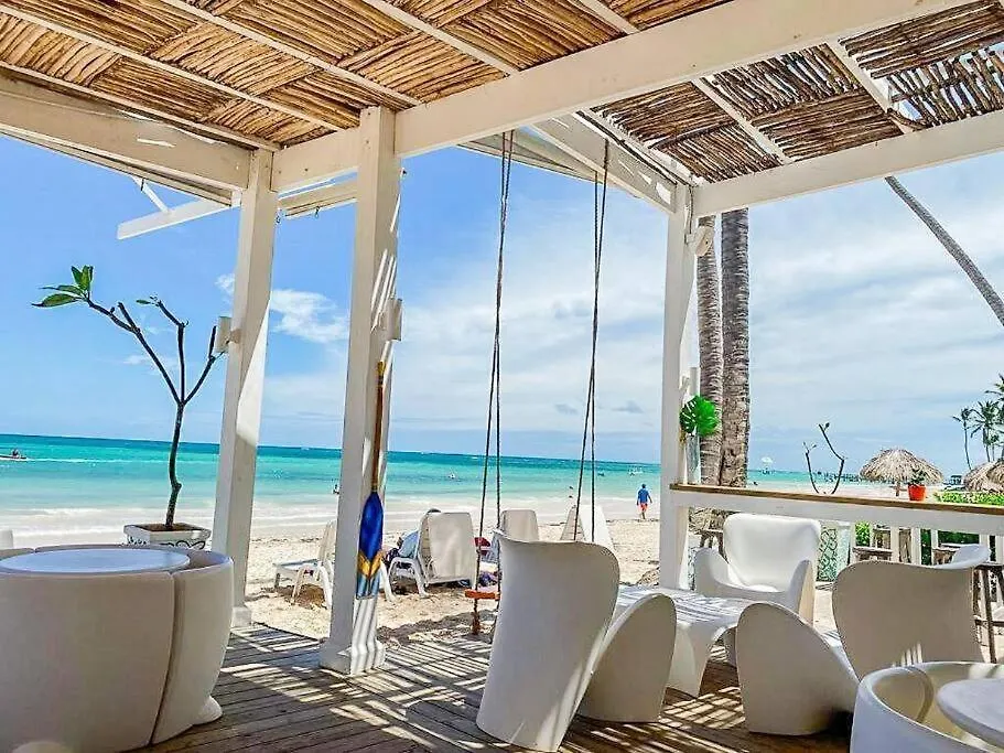 Ocean Views & Private Beach! Luxury 4Bdr Getaway Punta Cana Apartman