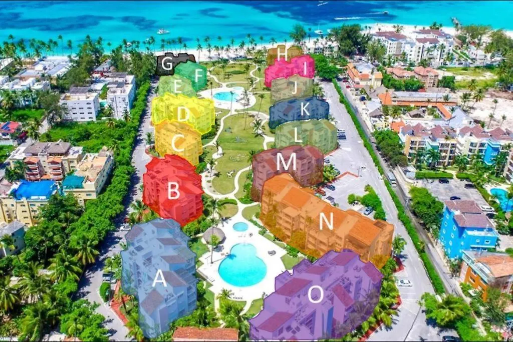 Ocean Views & Private Beach! Luxury 4Bdr Getaway Punta Cana Apartman
