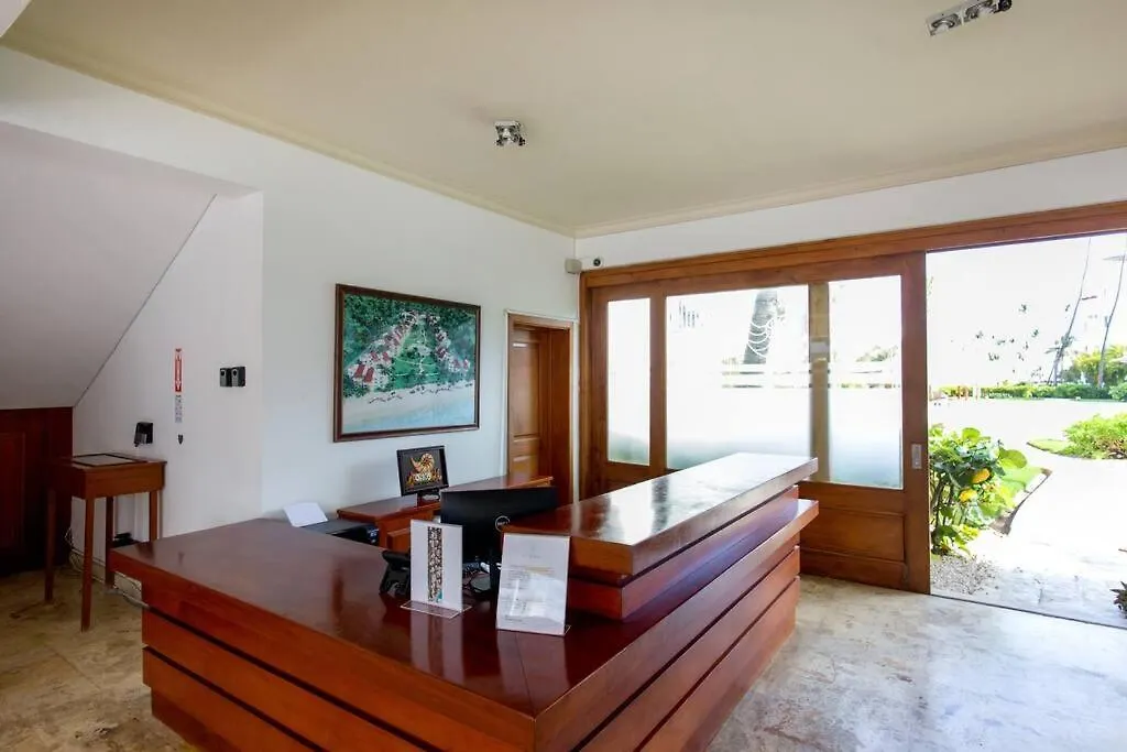 Ocean Views & Private Beach! Luxury 4Bdr Getaway Punta Cana