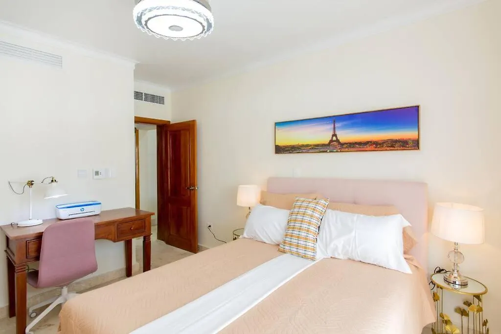 Apartment Ocean Views & Private Beach! Luxury 4Bdr Getaway Punta Cana